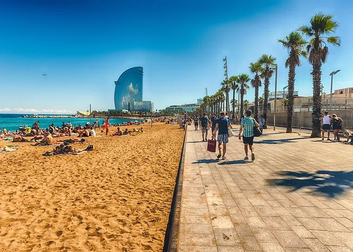 Charming Boat House In Barcelona With Big Terrace And Solarium